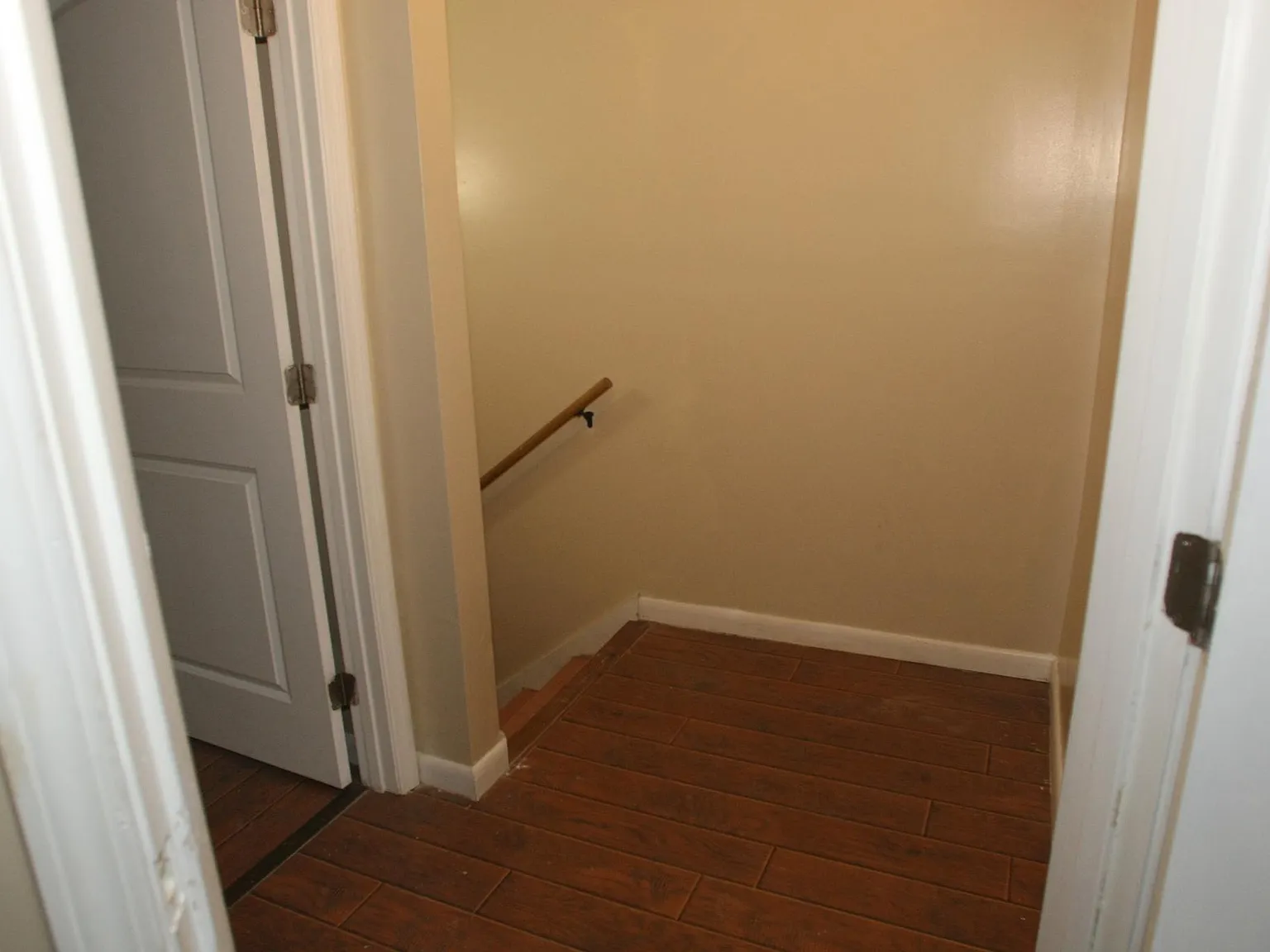 2 bed, 875 sqft, $1,045 — Photo 3