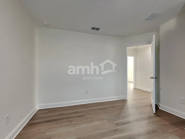 11440 Bay Hill Cir — Photo 19