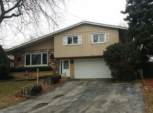 241 E Harrison St, Villa Park, IL 60181