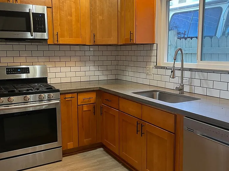 29392 Lake View Dr — Photo 10