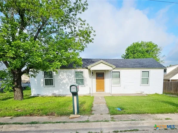 409 N 14th St, Gatesville, TX 76528