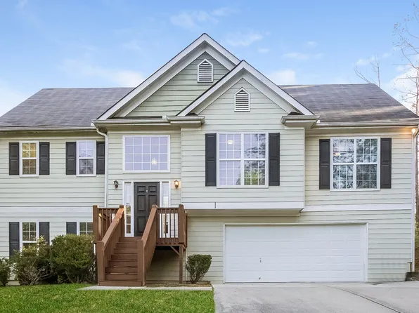 212 Browning Cir, Acworth, GA 30101