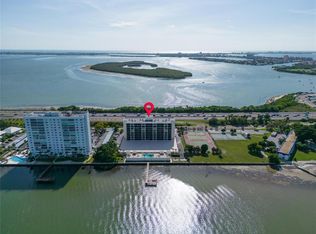 7100 Sunshine Skyway Ln S APT 407, Saint Petersburg, FL 33711