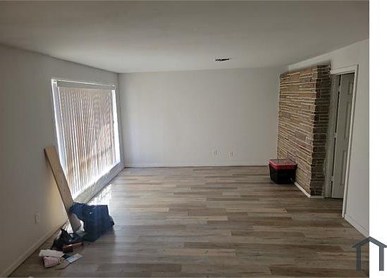 4th image of 6809 Saint Olaf Dr