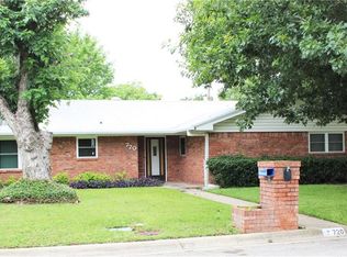 720 Mockingbird St, Stephenville, TX 76401