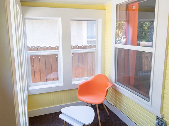 Sun room entryway