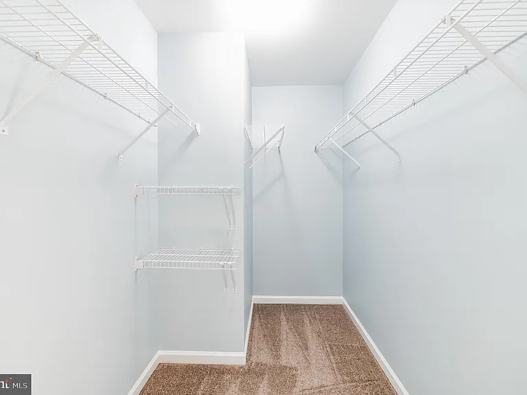 10329 Bridle Ct — Photo 27