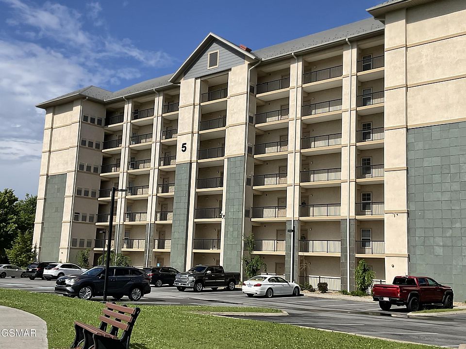 1st image of 124 Plaza Dr #5703