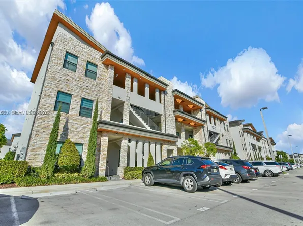 7805 NW 104th Ave, Doral, FL