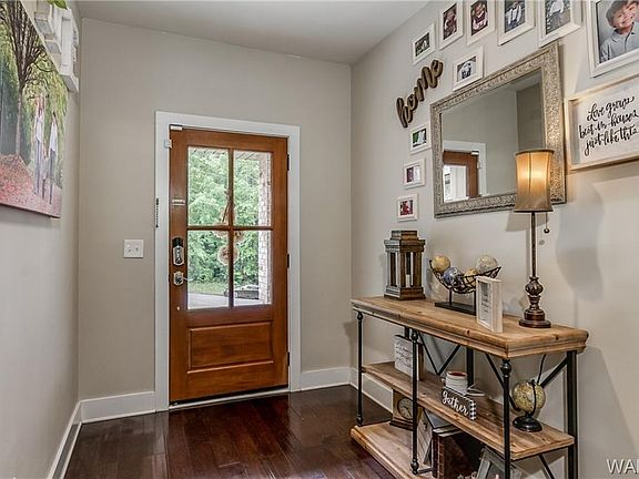 3rd image of 4116 Malvern Hill Dr