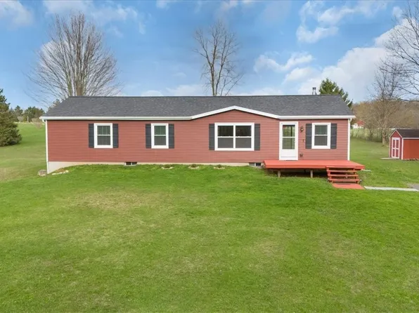 3000 Ryder Rd, Newark, NY 14513