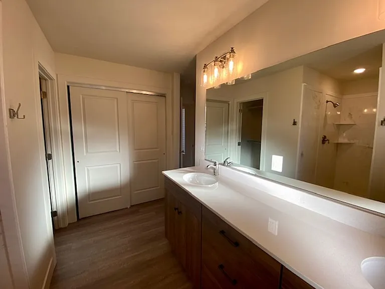 939 S 25 W — Photo 22