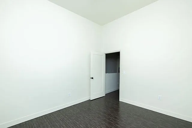 1614 K St #6 — Photo 15