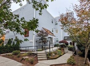6547 42nd Ave SW APT 202, Seattle, WA 98136