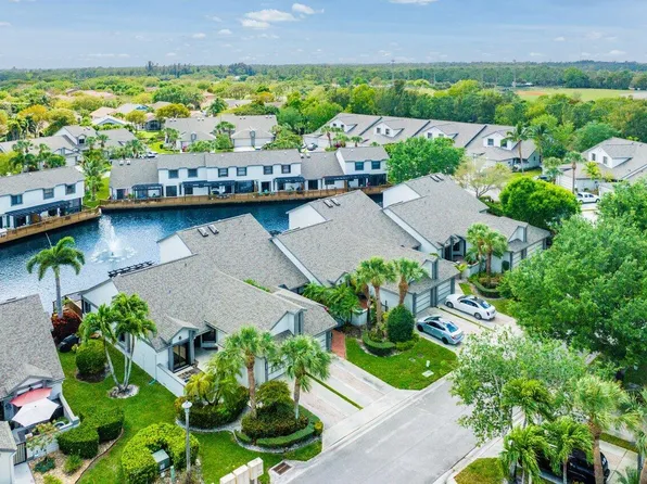 2010 Landings Boulevard, Greenacres, FL 33413