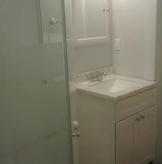 19 Pelzer St — Photo 10