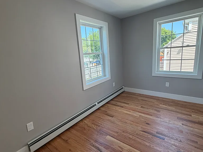 86 Lynch St #1 — Photo 9