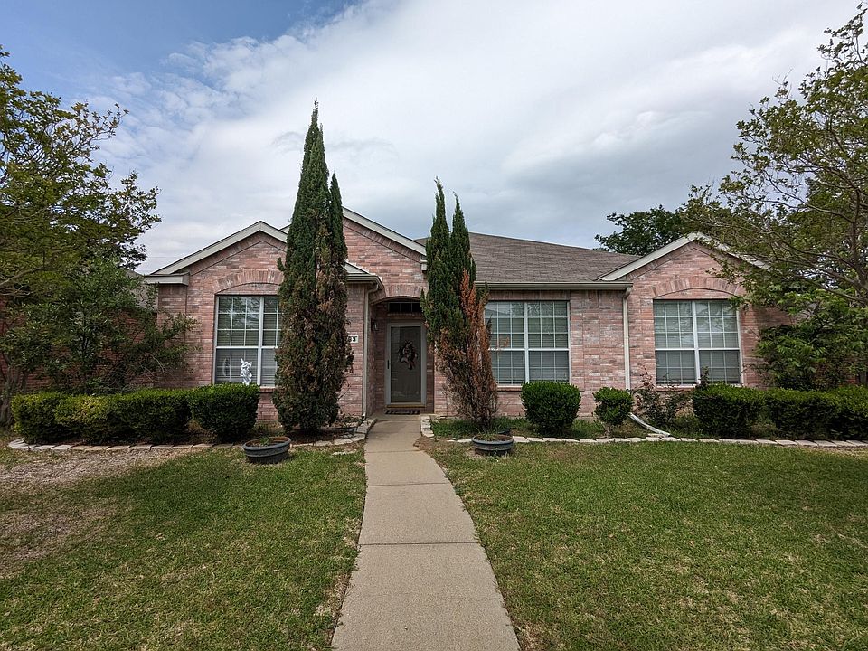 1st image of 733 Dandelion Dr