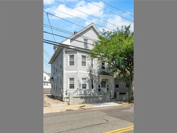 182 Silver Spring St, Providence, RI 02904