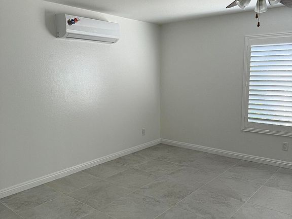 4th image of 32790 Aurora Vista Rd