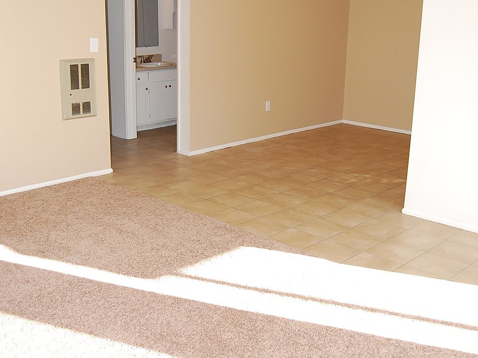 2nd image of 1390 Oakdale Ave APT B