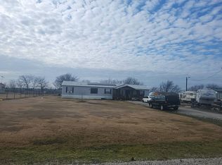 11823 Peppermint Ln, Ponder, TX 76259