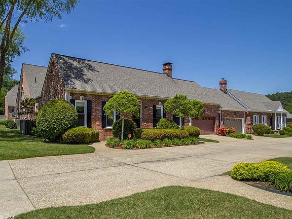 3rd image of 2111 Hinson Rd #12