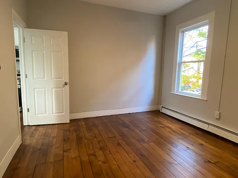 33 Babcock St — Photo 13