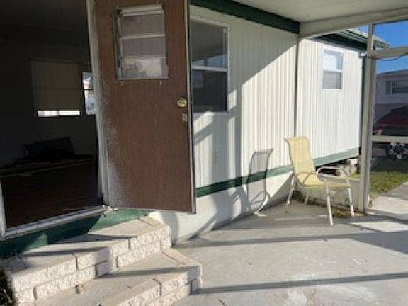 5th image of 799 E Klosterman Rd #77