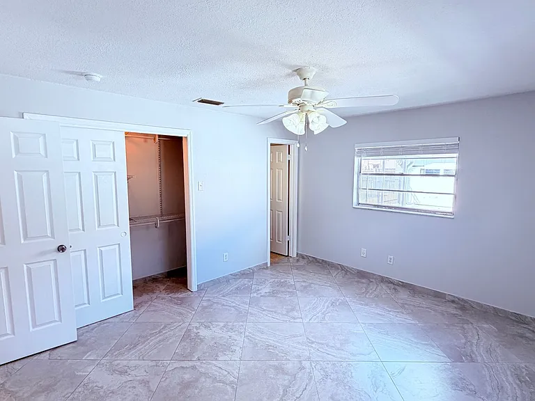 6 Carriage Hill Cir — Photo 31