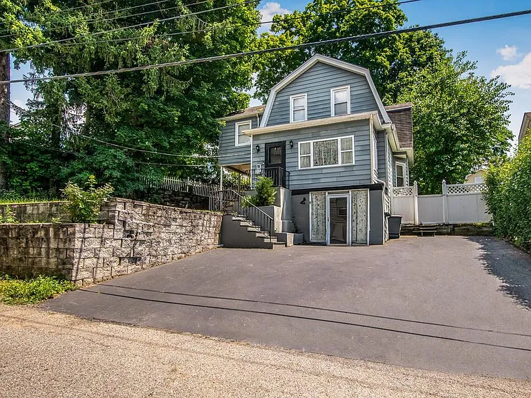 412 Warburton Ave #3 — Photo 33