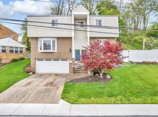 530 Southcrest Dr, Pittsburgh, PA 15226