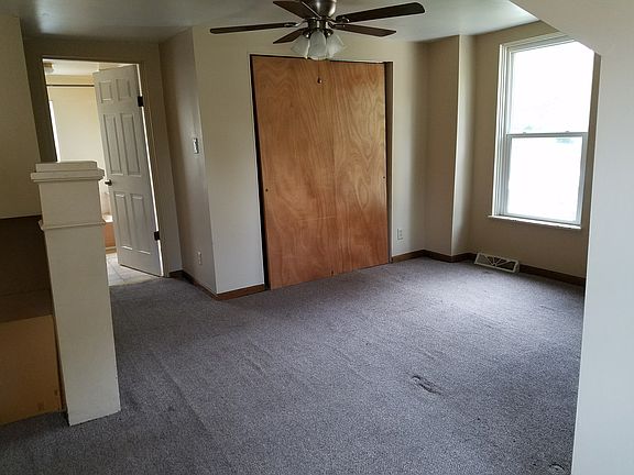 5th image of 203 N 8th St