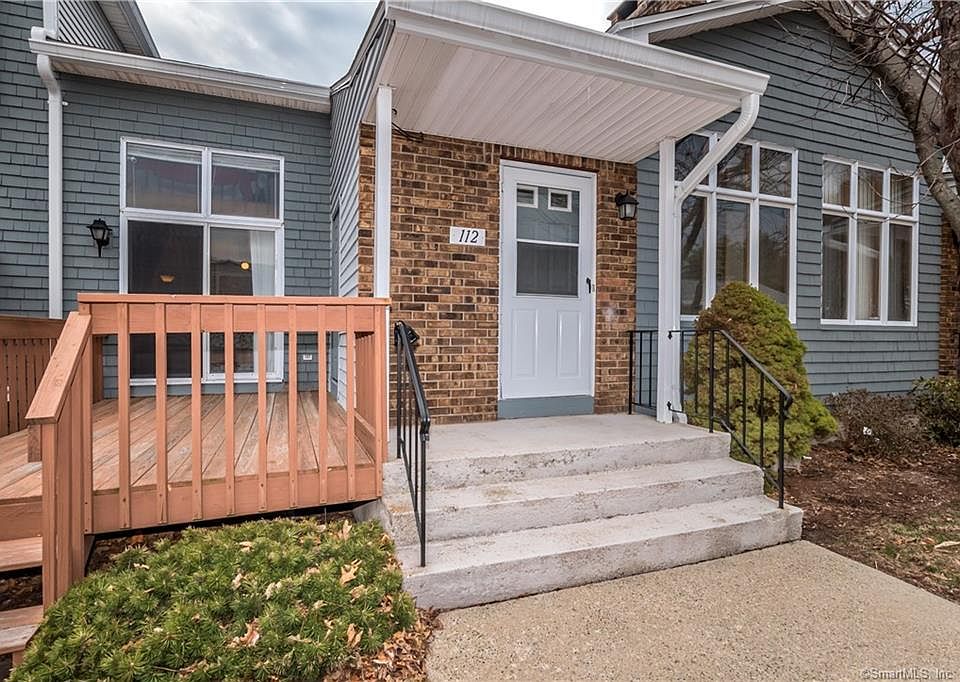 1st image of 112 Ivy Ln #112