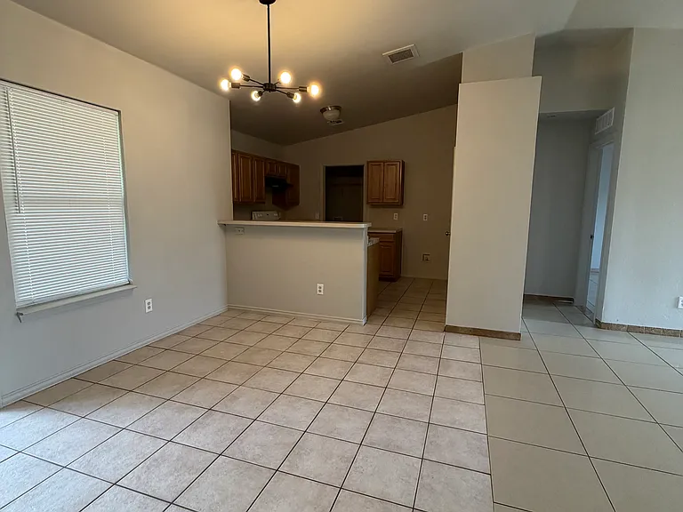 2704 Fennel Rd — Photo 7