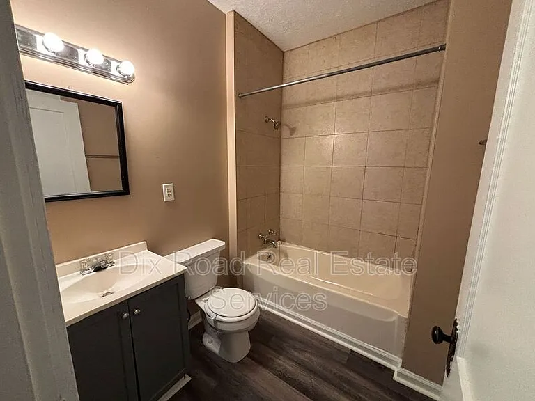 208 Garfield St — Photo 20