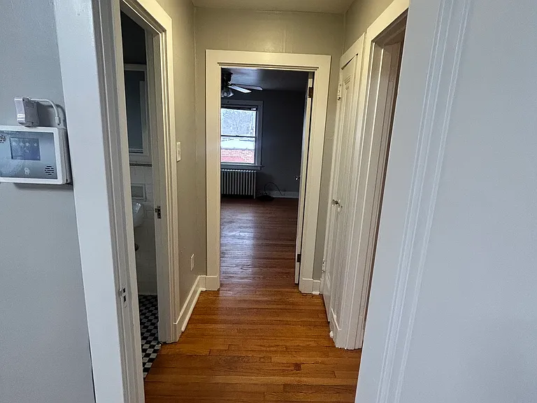 1121 Walnut St #1/2 — Photo 5