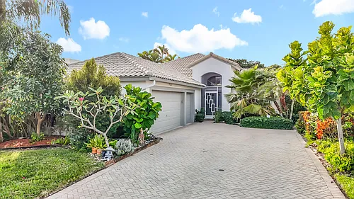 11853 Fountainside Cir Photo 1