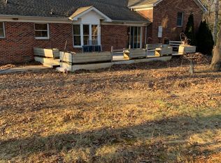 2174 Stratford Hall Rd, Montross, VA 22520