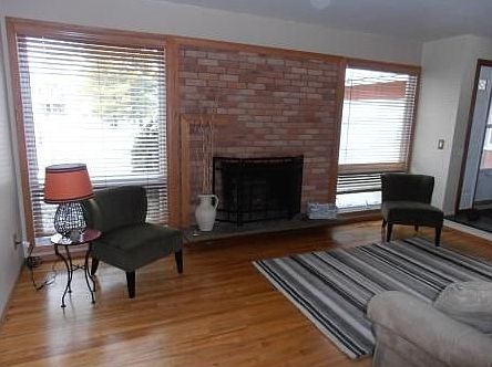 4th image of 2639 Esch Ave