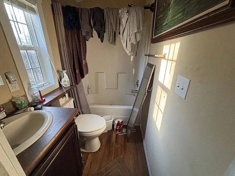 114 Sean Ct — Photo 11