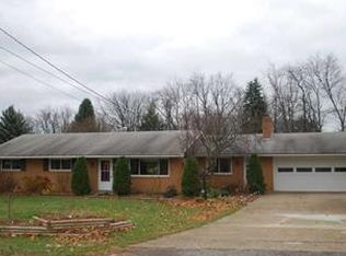 116 Summers Dr, Beaver Falls, PA 15010
