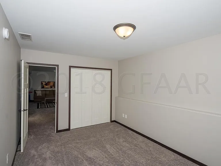 5461 Mac Dr — Photo 3