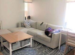 524 Putnam Ave APT 2, Cambridge, MA 02139