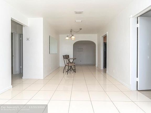 4th image of 4181 NW 11th Ave