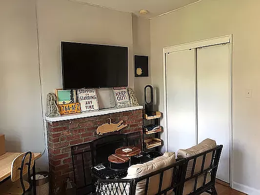 Rented by Friedman Roth Realty | media 10