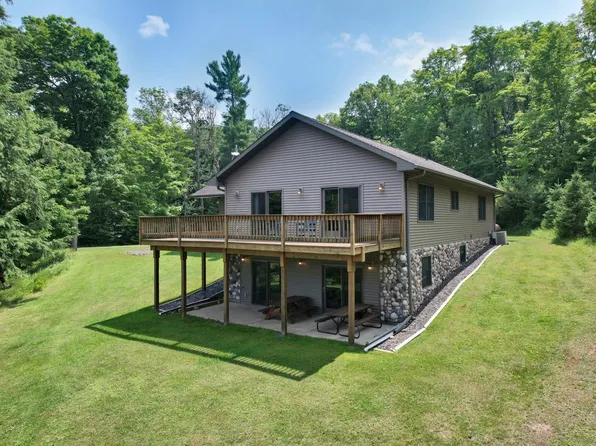 N4269 W Cisco Lake Rd, Watersmeet, MI 49969