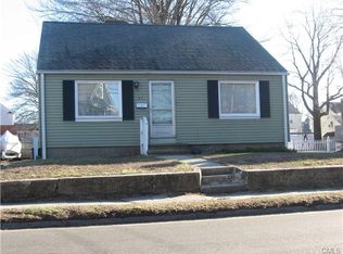 25 Canaan Rd, Stratford, CT 06614