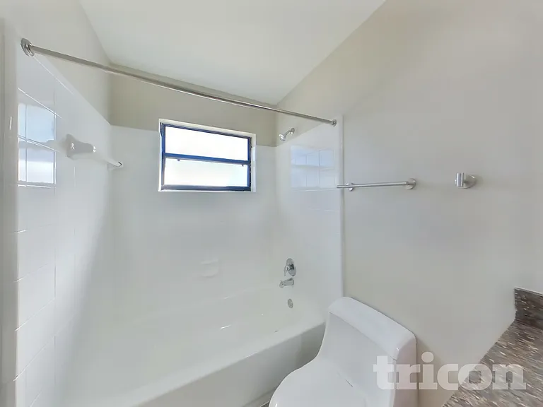 1122 Ibsen Ave — Photo 16