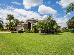 9300 Old Hickory Cir, Fort Myers, FL 33912